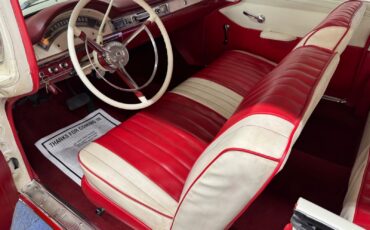Ford-Fairlane-1957-15