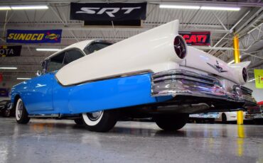 Ford-Fairlane-1957-18
