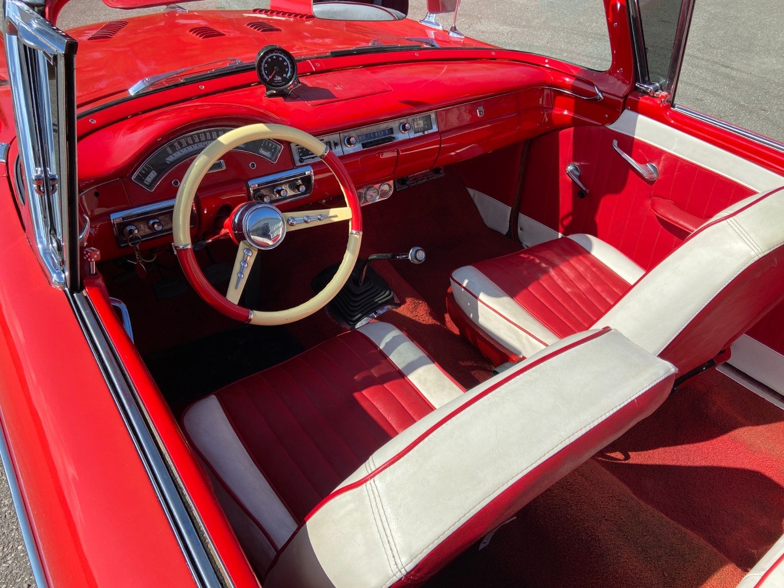 Ford-Fairlane-1957-20