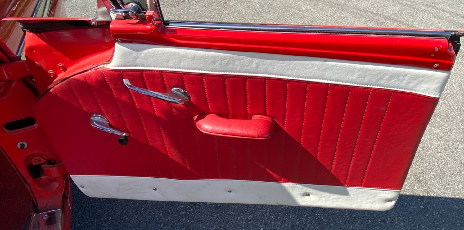 Ford-Fairlane-1957-28