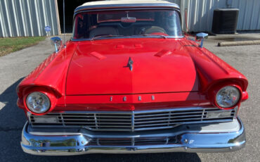 Ford-Fairlane-1957-7