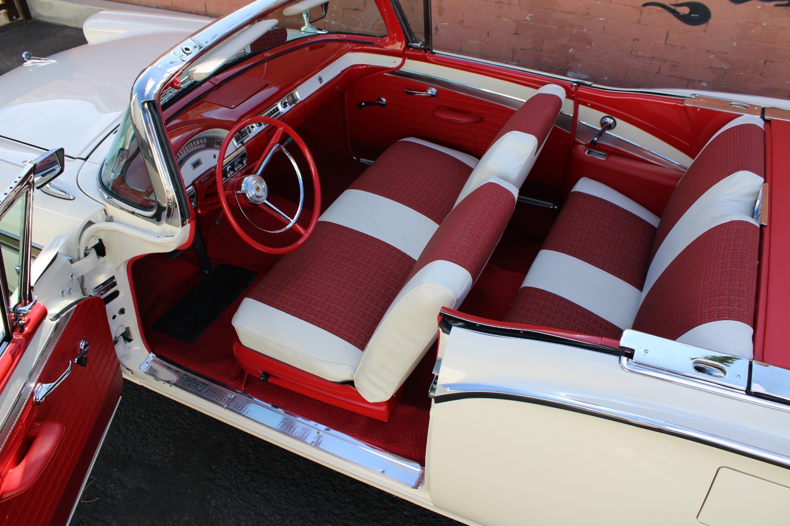 Ford-Fairlane-1957-Convertible-20