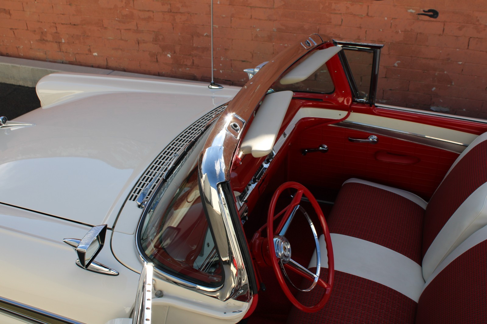 Ford-Fairlane-1957-Convertible-22