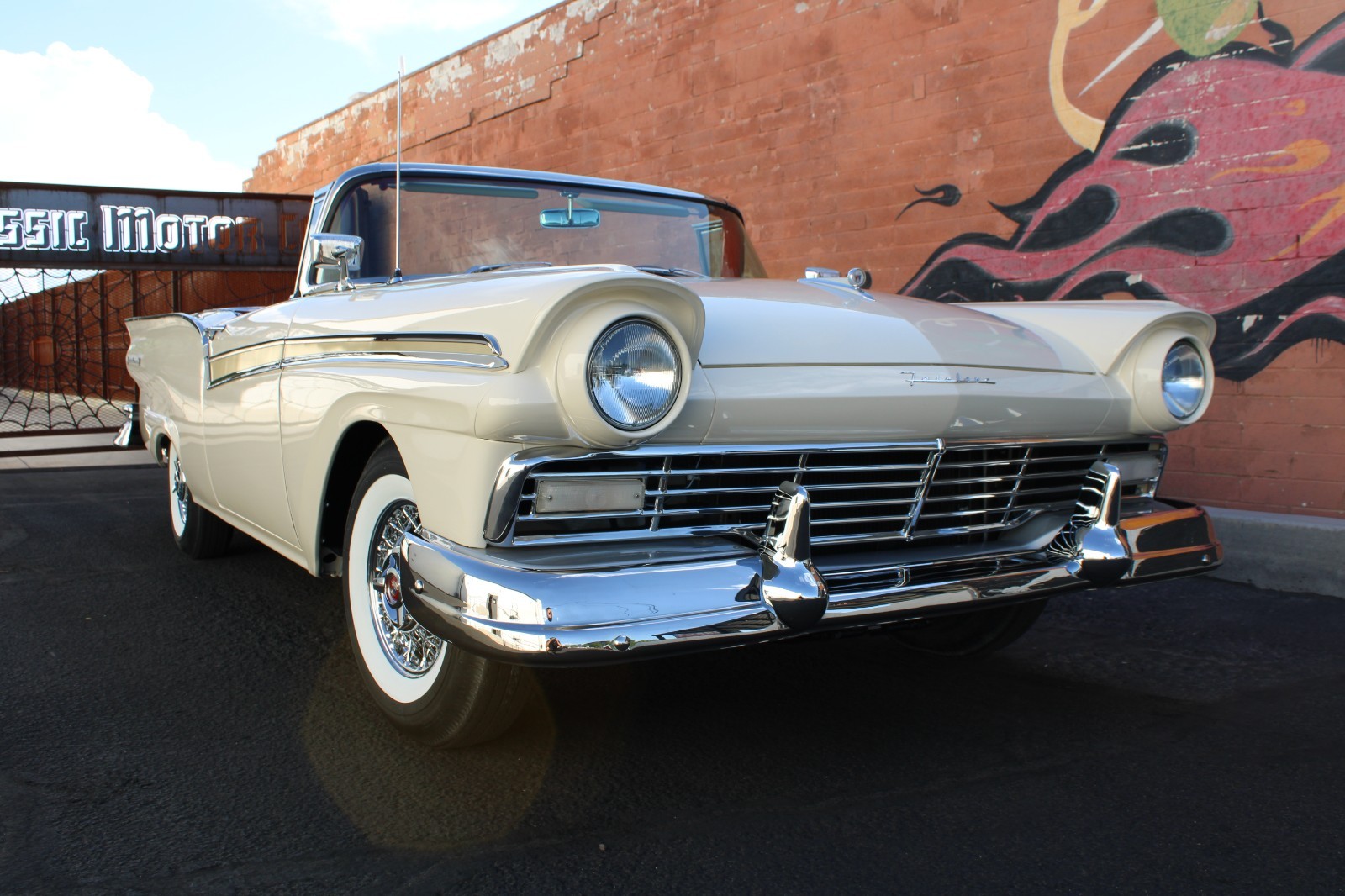 Ford-Fairlane-1957-Convertible-24