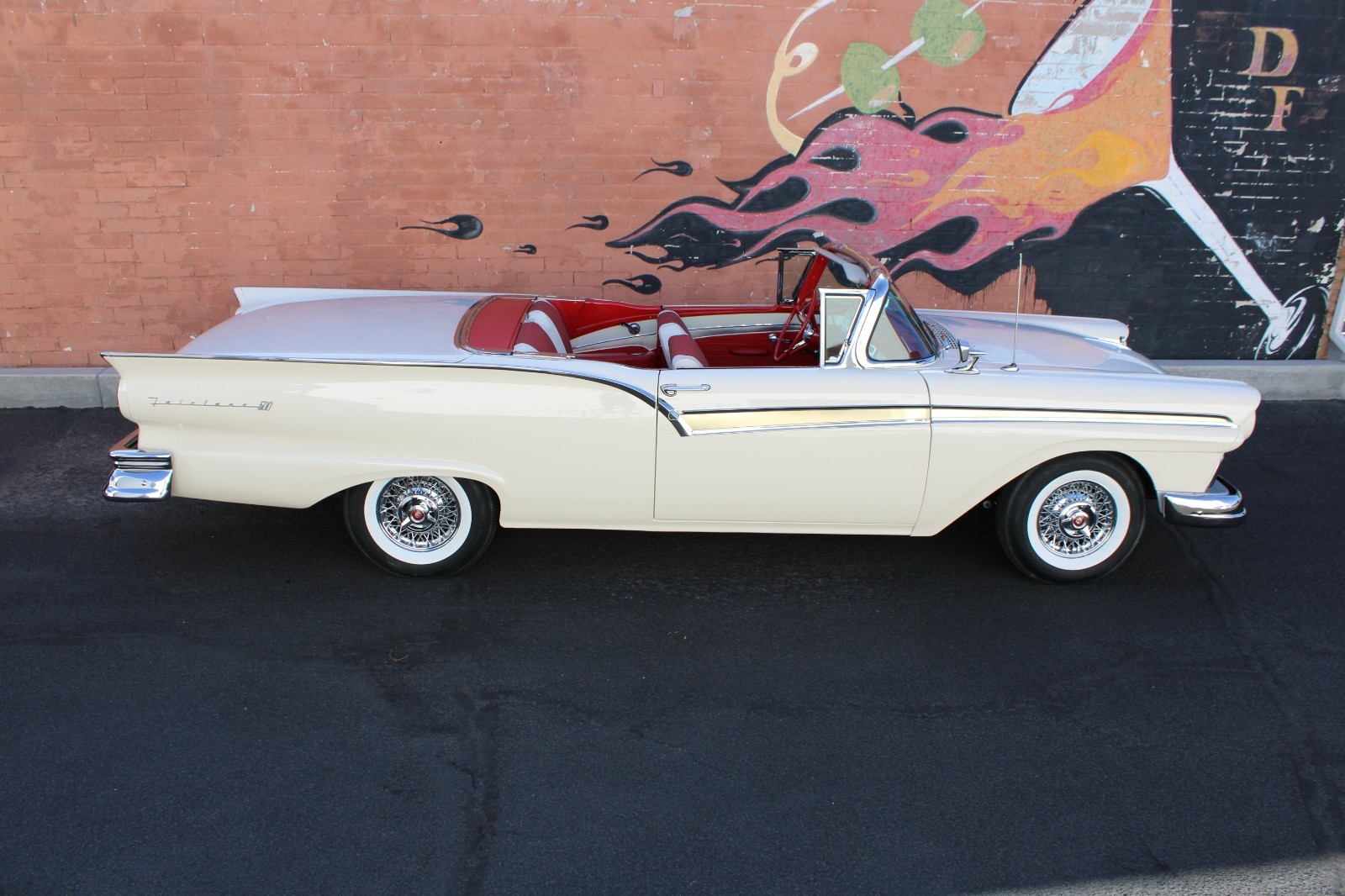 Ford-Fairlane-1957-Convertible-27