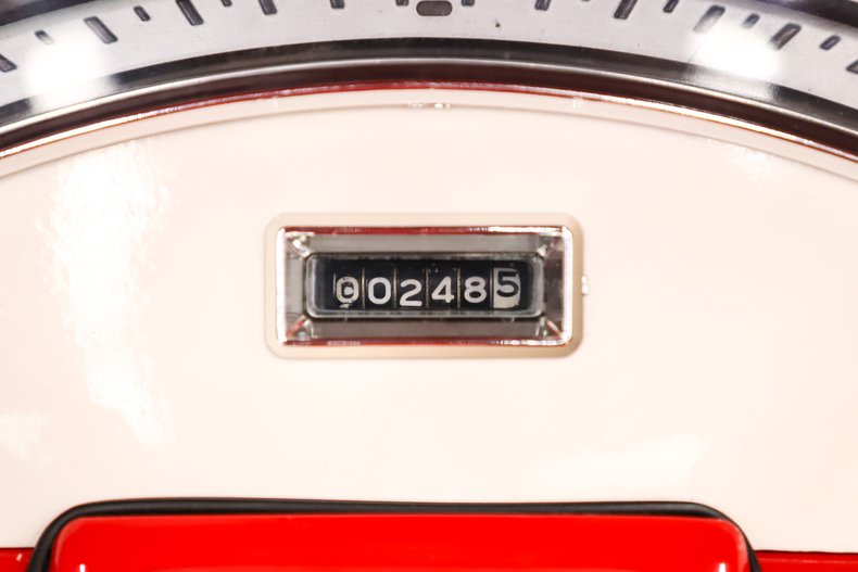 Ford-Fairlane-1957-Flame-Red-Red-1
