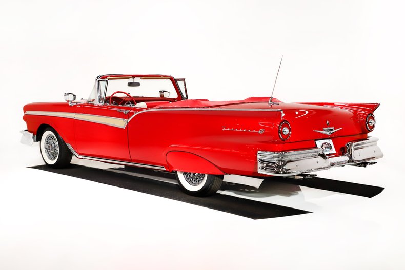 Ford-Fairlane-1957-Flame-Red-Red-12