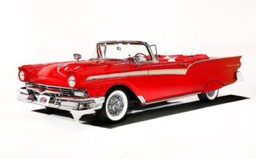 Ford-Fairlane-1957-Flame-Red-Red-24