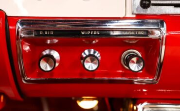 Ford-Fairlane-1957-Flame-Red-Red-3