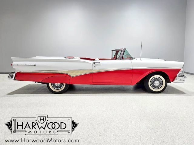 Ford-Fairlane-1958-Convertible-11