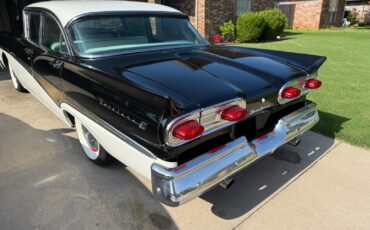 Ford-Fairlane-1958-Sedan-11