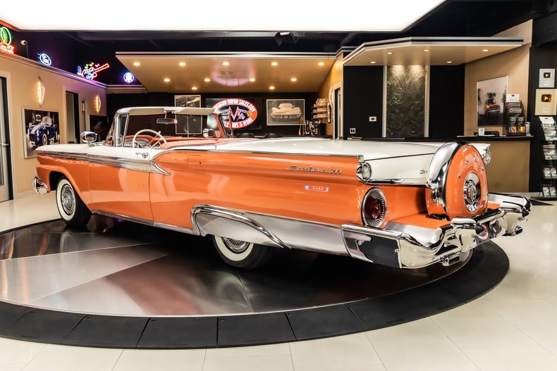 Ford-Fairlane-1959-Coral-ampamp-White-TriColor-25