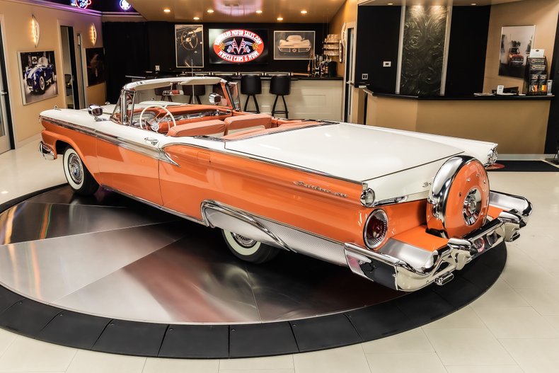 Ford-Fairlane-1959-Coral-ampamp-White-TriColor-26