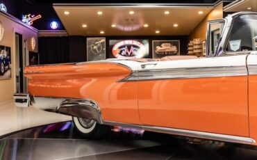 Ford-Fairlane-1959-Coral-ampamp-White-TriColor-3