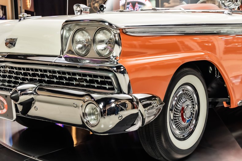 Ford-Fairlane-1959-Coral-ampamp-White-TriColor-4
