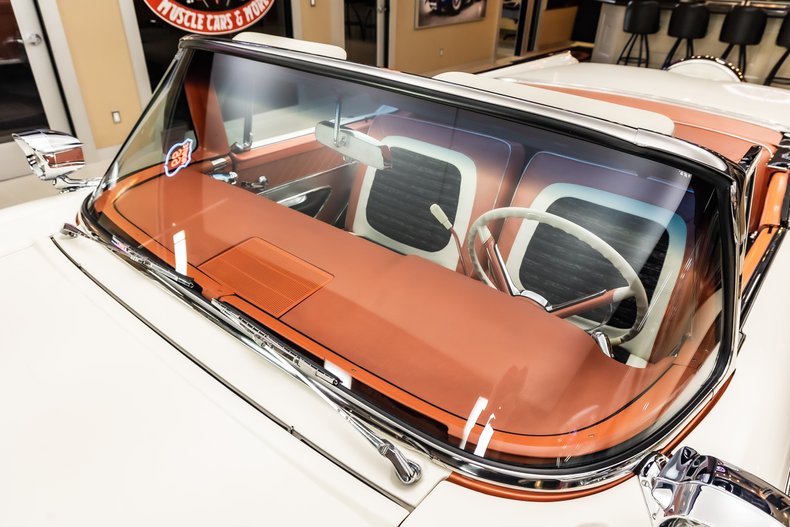 Ford-Fairlane-1959-Coral-ampamp-White-TriColor-41