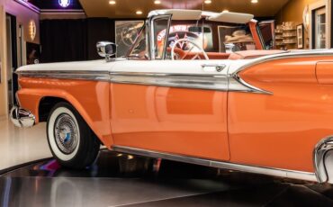 Ford-Fairlane-1959-Coral-ampamp-White-TriColor-45