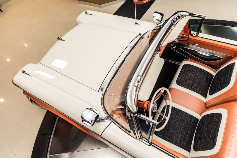 Ford-Fairlane-1959-Coral-ampamp-White-TriColor-46