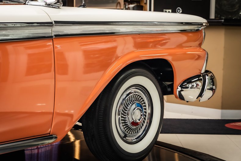 Ford-Fairlane-1959-Coral-ampamp-White-TriColor-8