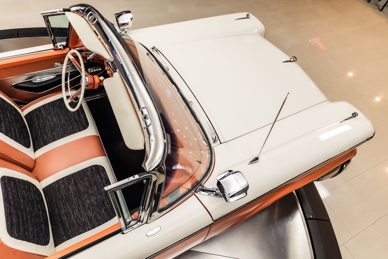Ford-Fairlane-1959-Coral-ampamp-White-TriColor-9