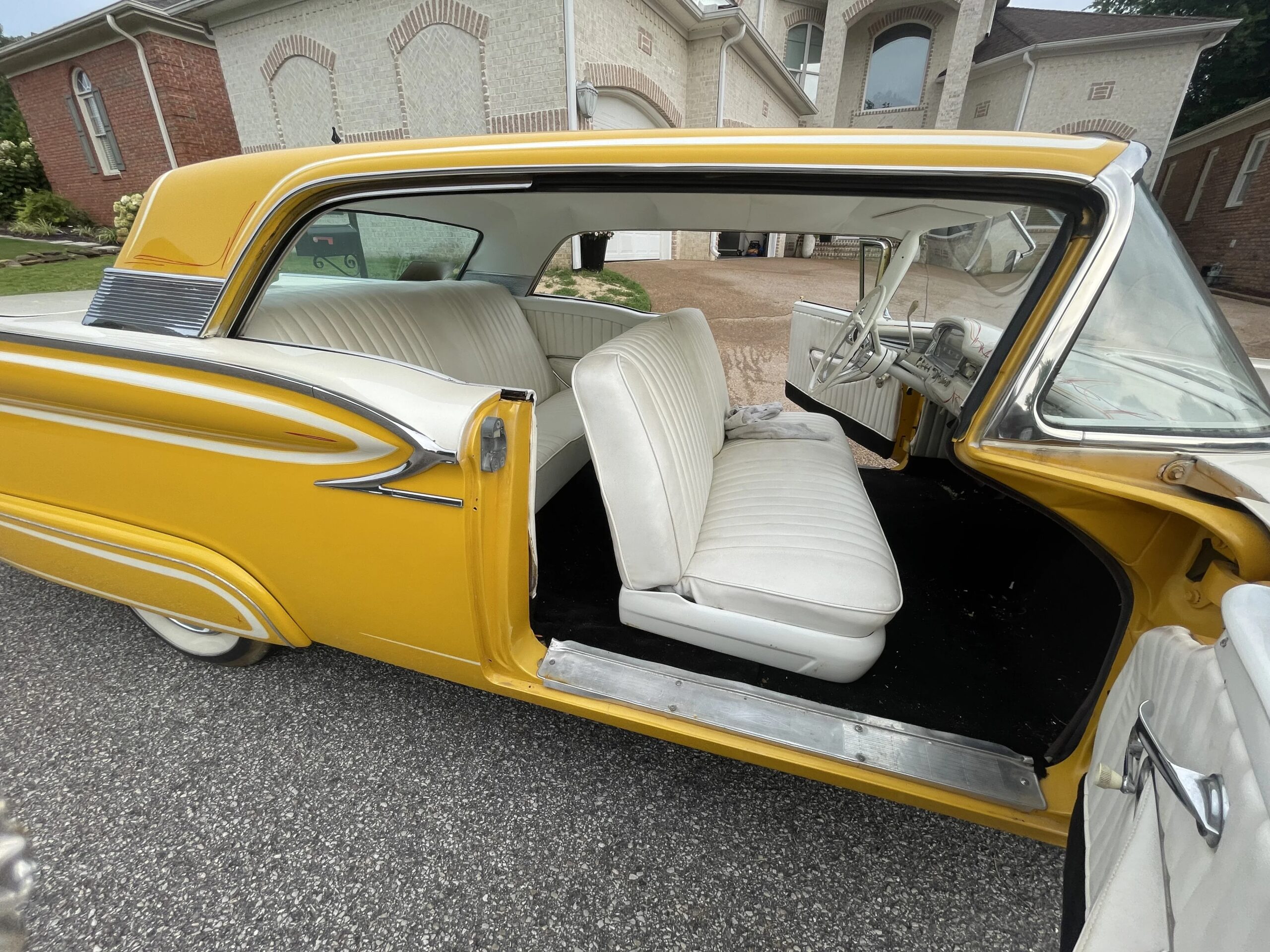 Ford-Fairlane-1959-Yellow-White-10