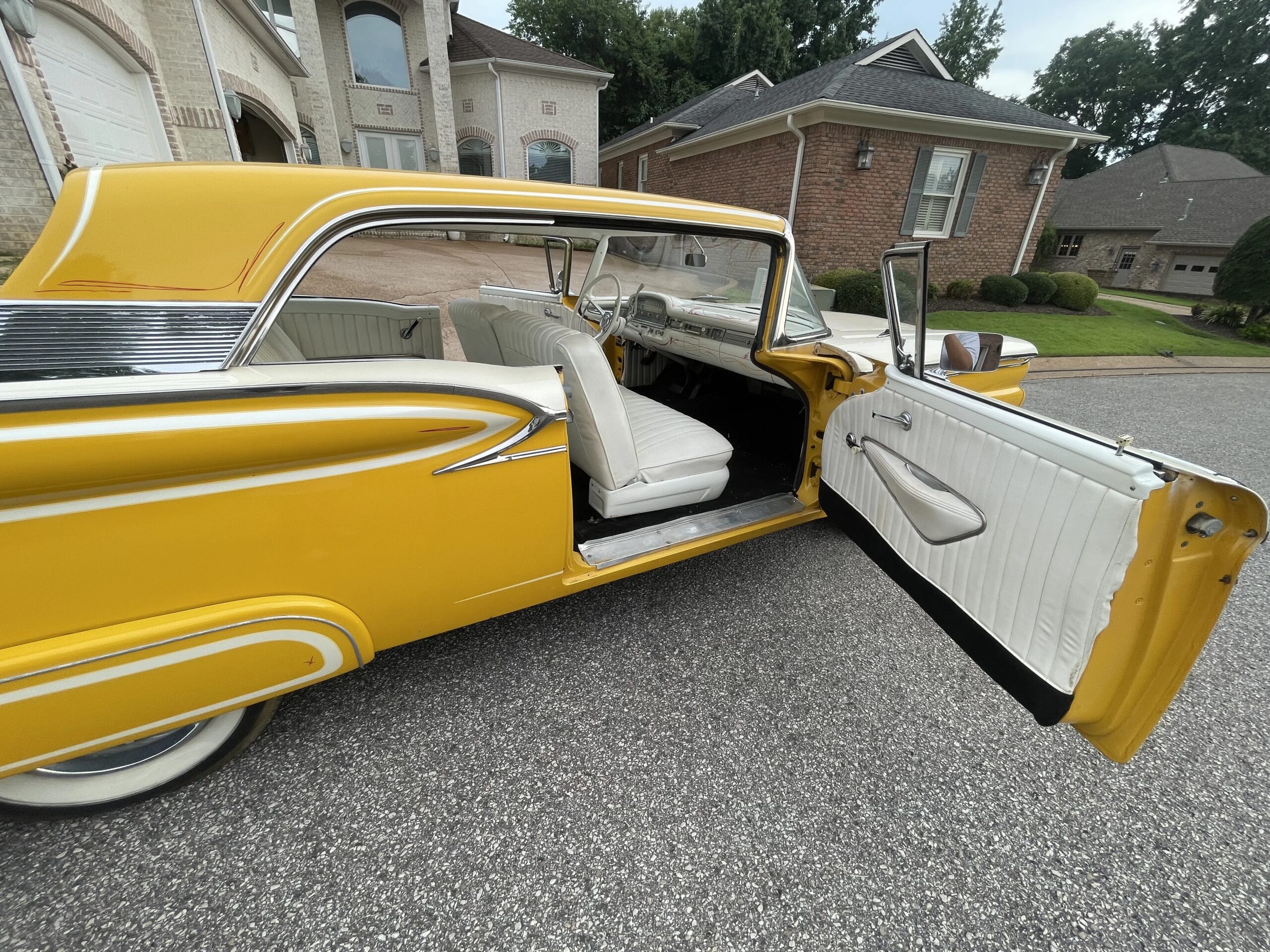 Ford-Fairlane-1959-Yellow-White-19