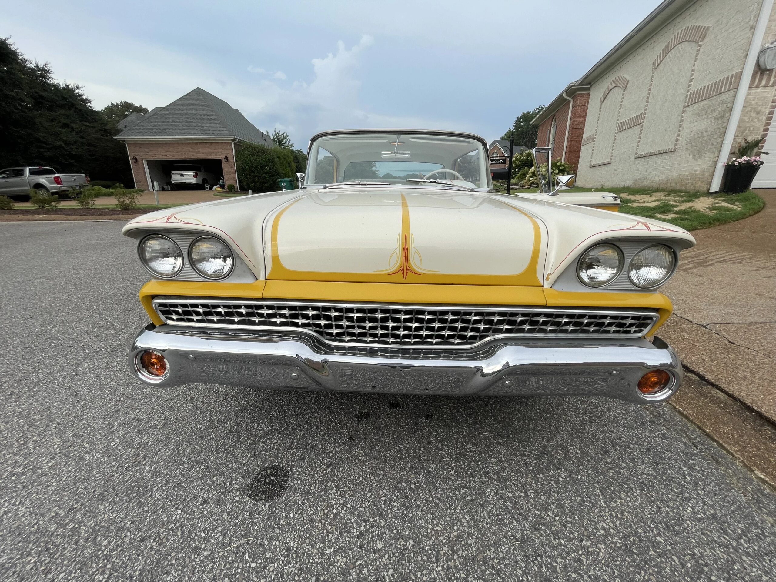 Ford-Fairlane-1959-Yellow-White-2