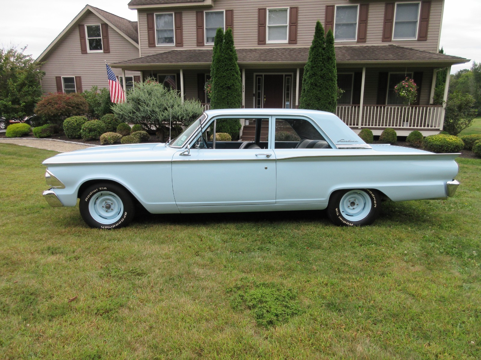 Ford-Fairlane-1962-Coupe-1