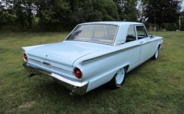Ford-Fairlane-1962-Coupe-3