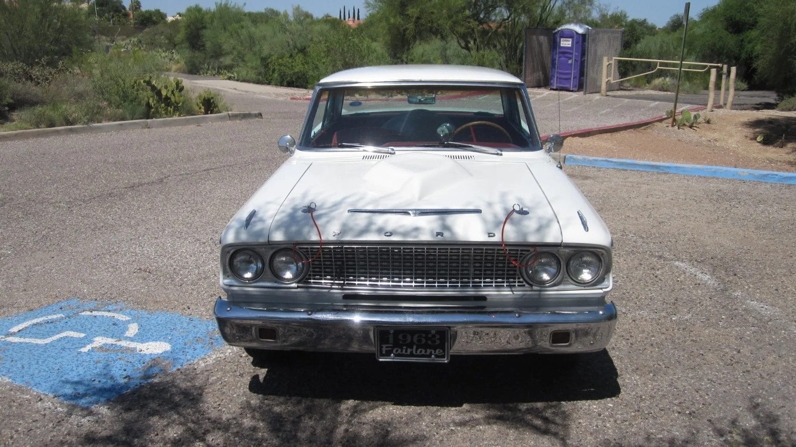 Ford-Fairlane-1963-Coupe-3