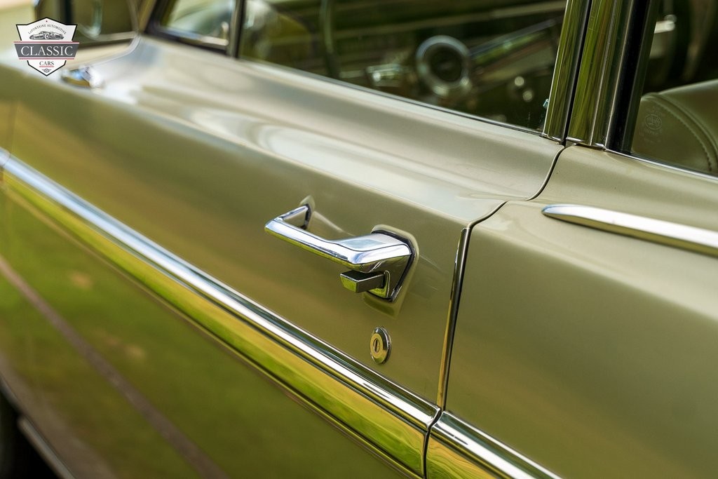 Ford-Fairlane-1965-2-door-28