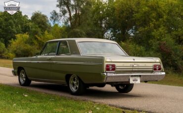 Ford-Fairlane-1965-2-door-30