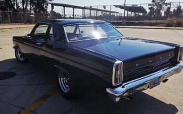 Ford-Fairlane-1966-Black-Black-9