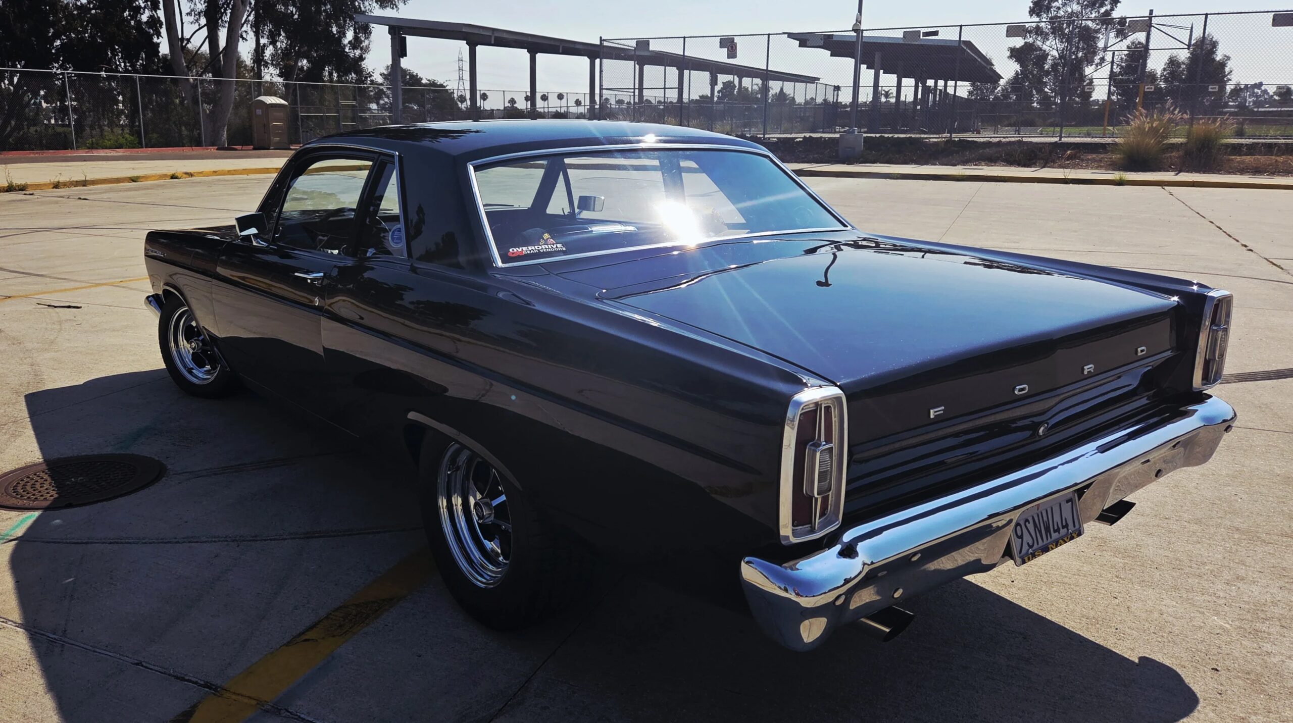 Ford-Fairlane-1966-Black-Black-9