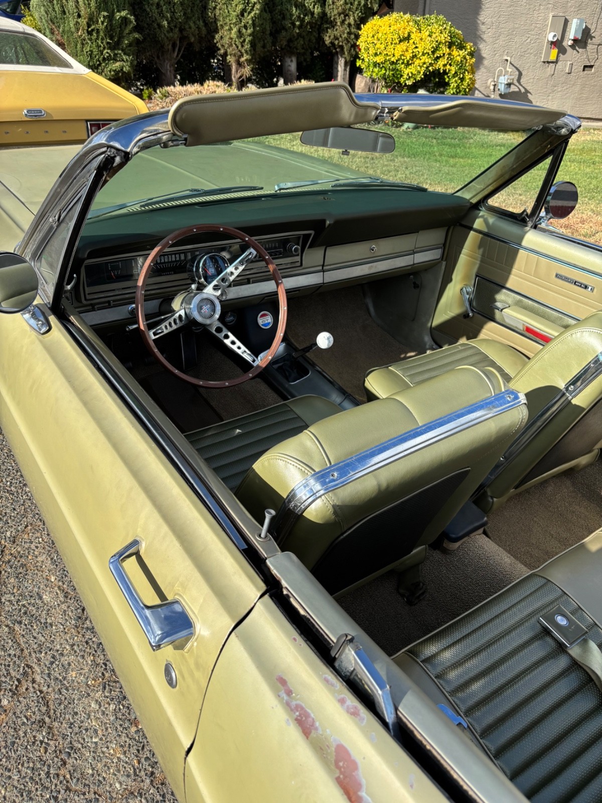Ford-Fairlane-1966-Convertible-14