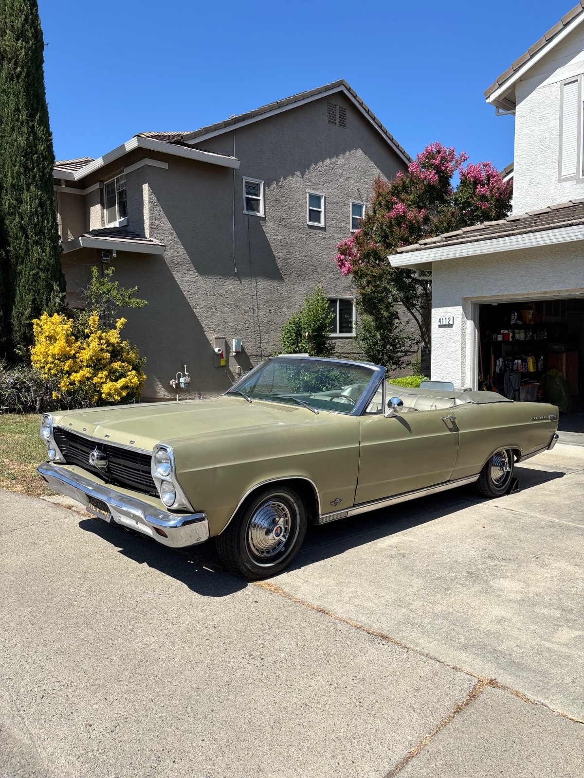 Ford-Fairlane-1966-Convertible-17