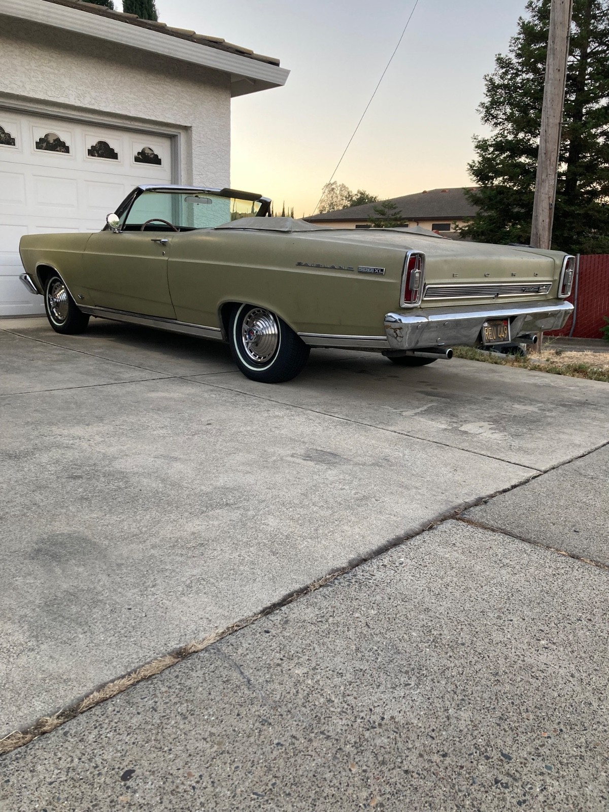 Ford-Fairlane-1966-Convertible-3