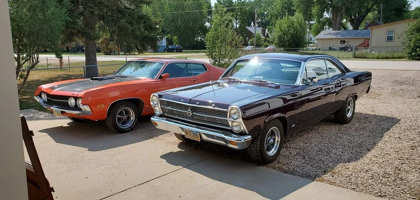 Ford-Fairlane-1966-Other-Black-7