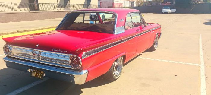 Ford-Fairlane-500-1963-11