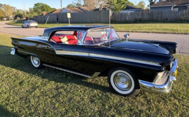 Ford-Fairlane-500-skyliner-1957-Black-Red-12
