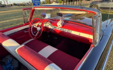 Ford-Fairlane-500-skyliner-1957-Black-Red-25