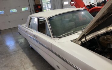 Ford-Fairlane-500-skyliner-1965-White-Beige