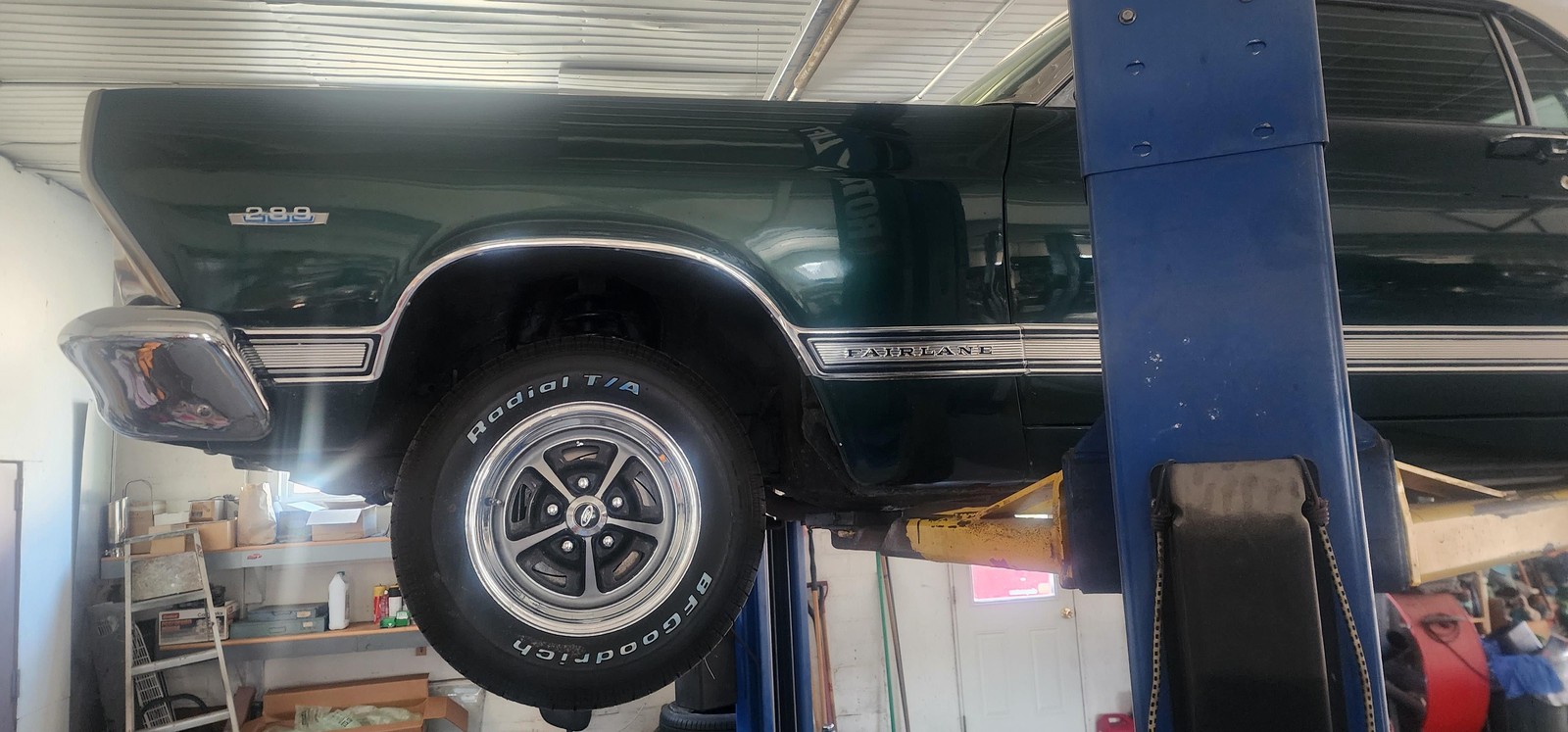 Ford-Fairlane-XL-1967-22