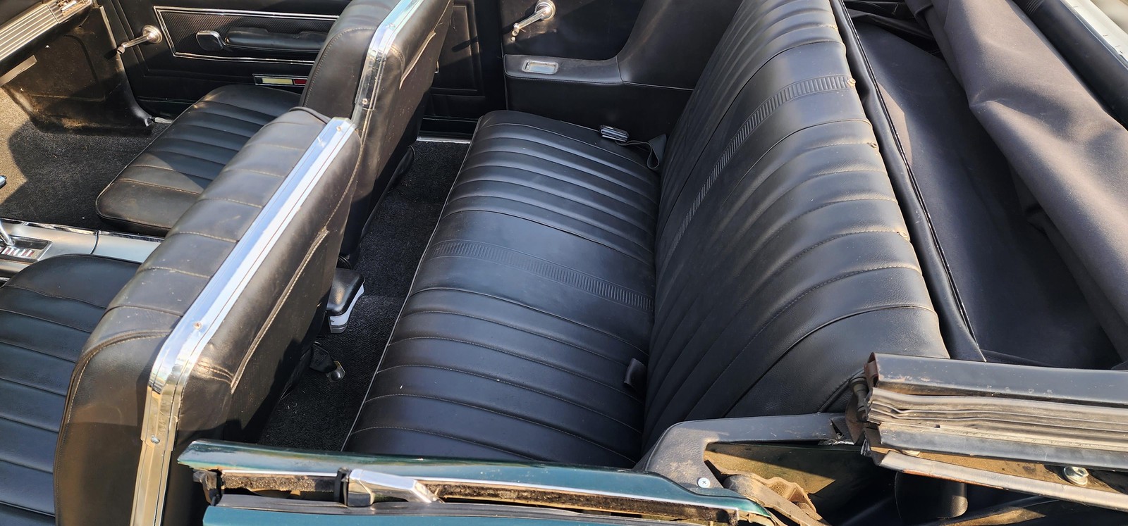 Ford-Fairlane-XL-1967-33