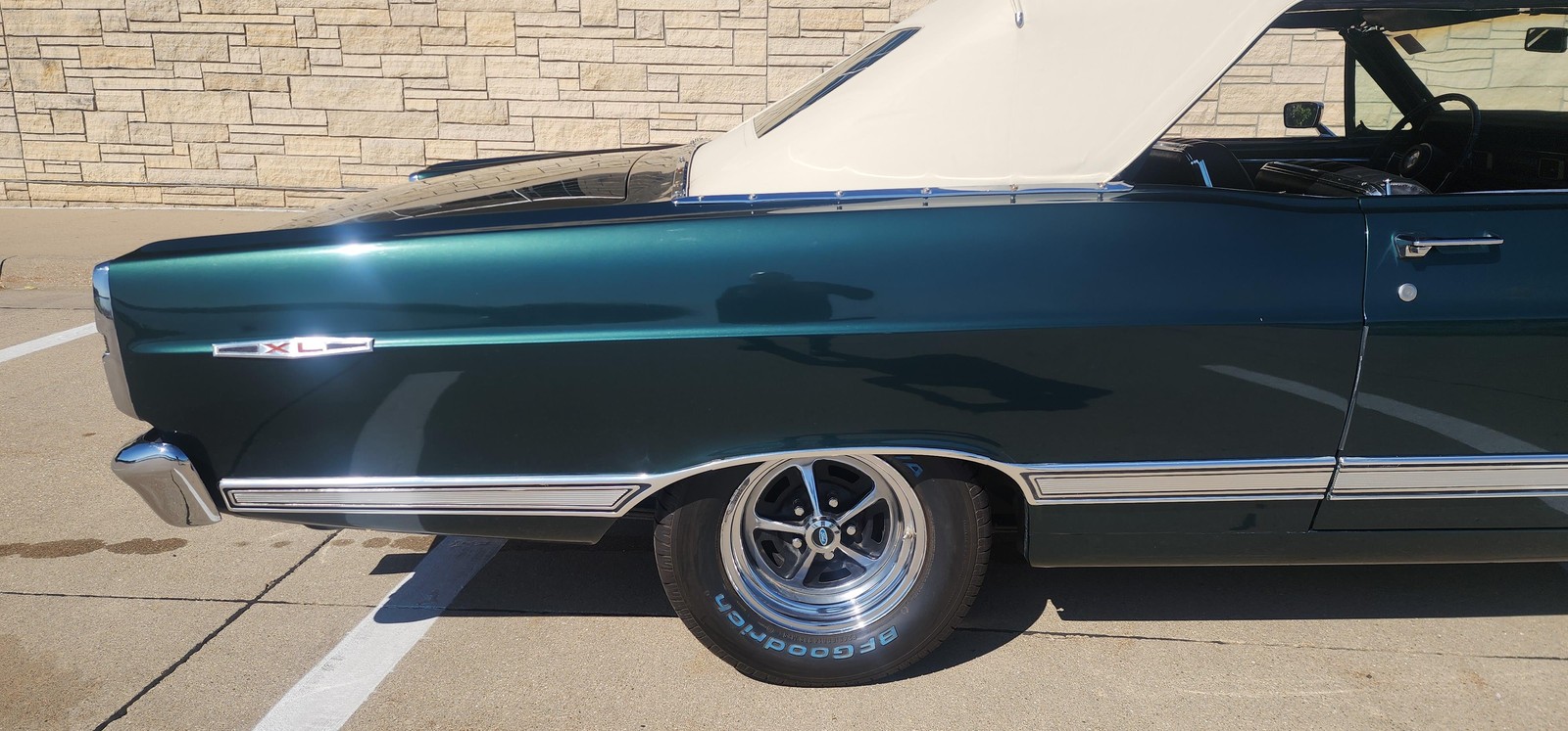 Ford-Fairlane-XL-1967-9