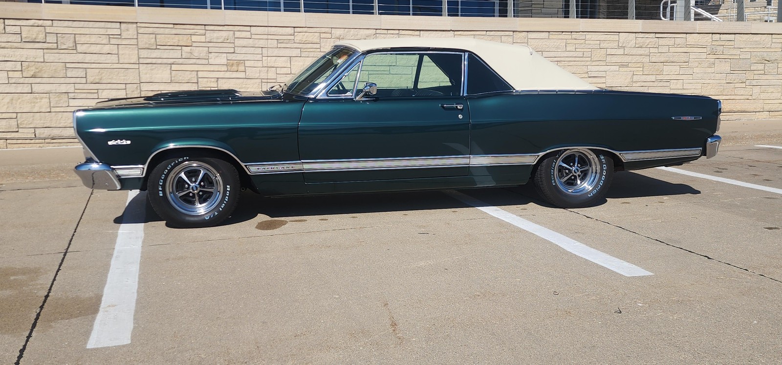 Ford Fairlane XL 1967 --