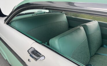 Ford-Fairlane-sport-1956-Green-12