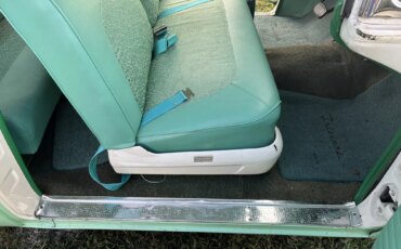 Ford-Fairlane-sport-1956-Green-13