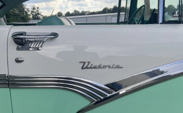 Ford-Fairlane-sport-1956-Green-16