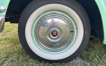 Ford-Fairlane-sport-1956-Green-22